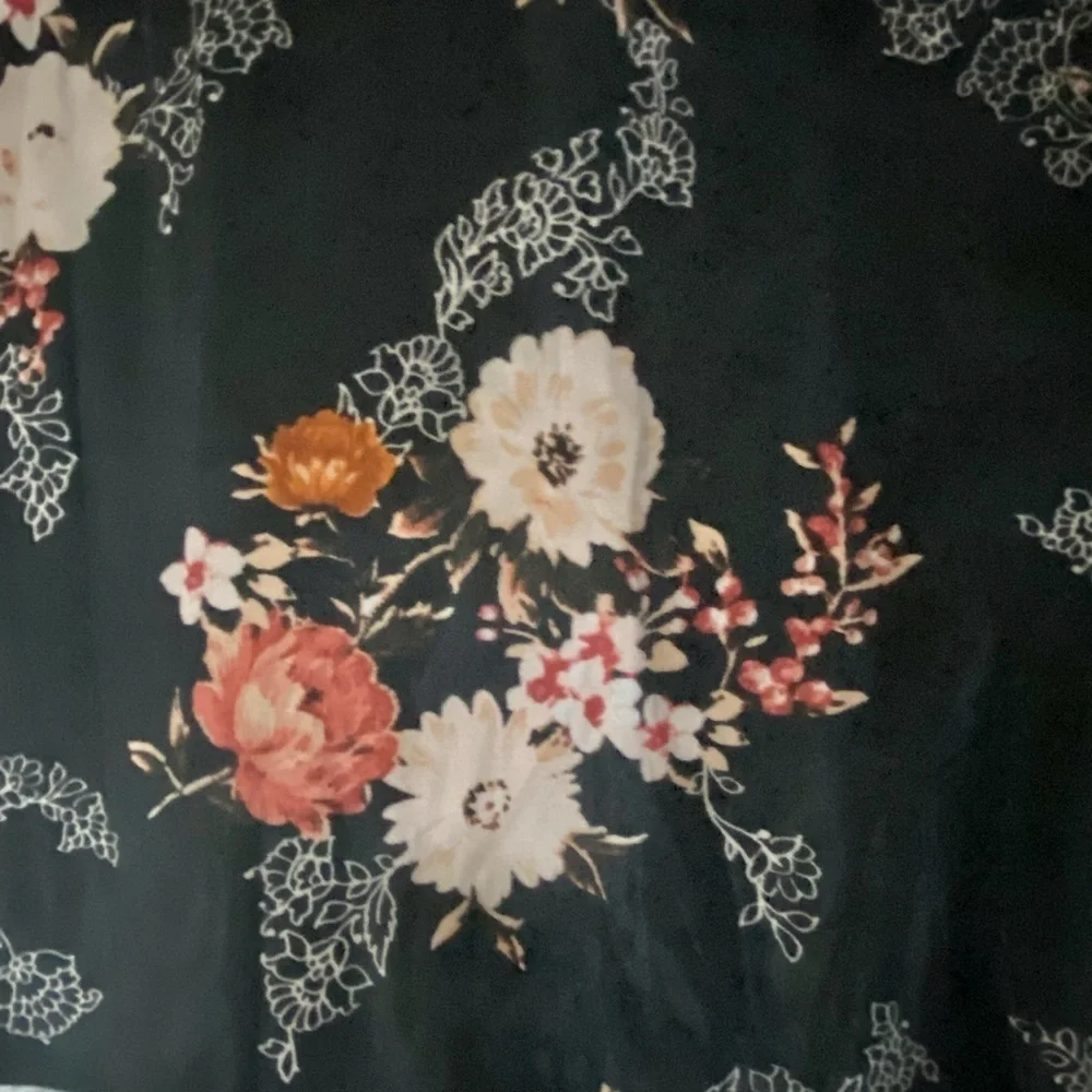 Torrid floral tulle overlay A-line skirt, Sz. 4X - Picture 9 of 9